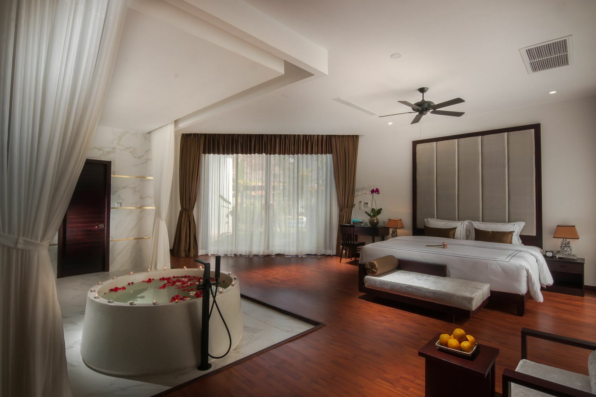 Resort The Embassy Angkor & 5*