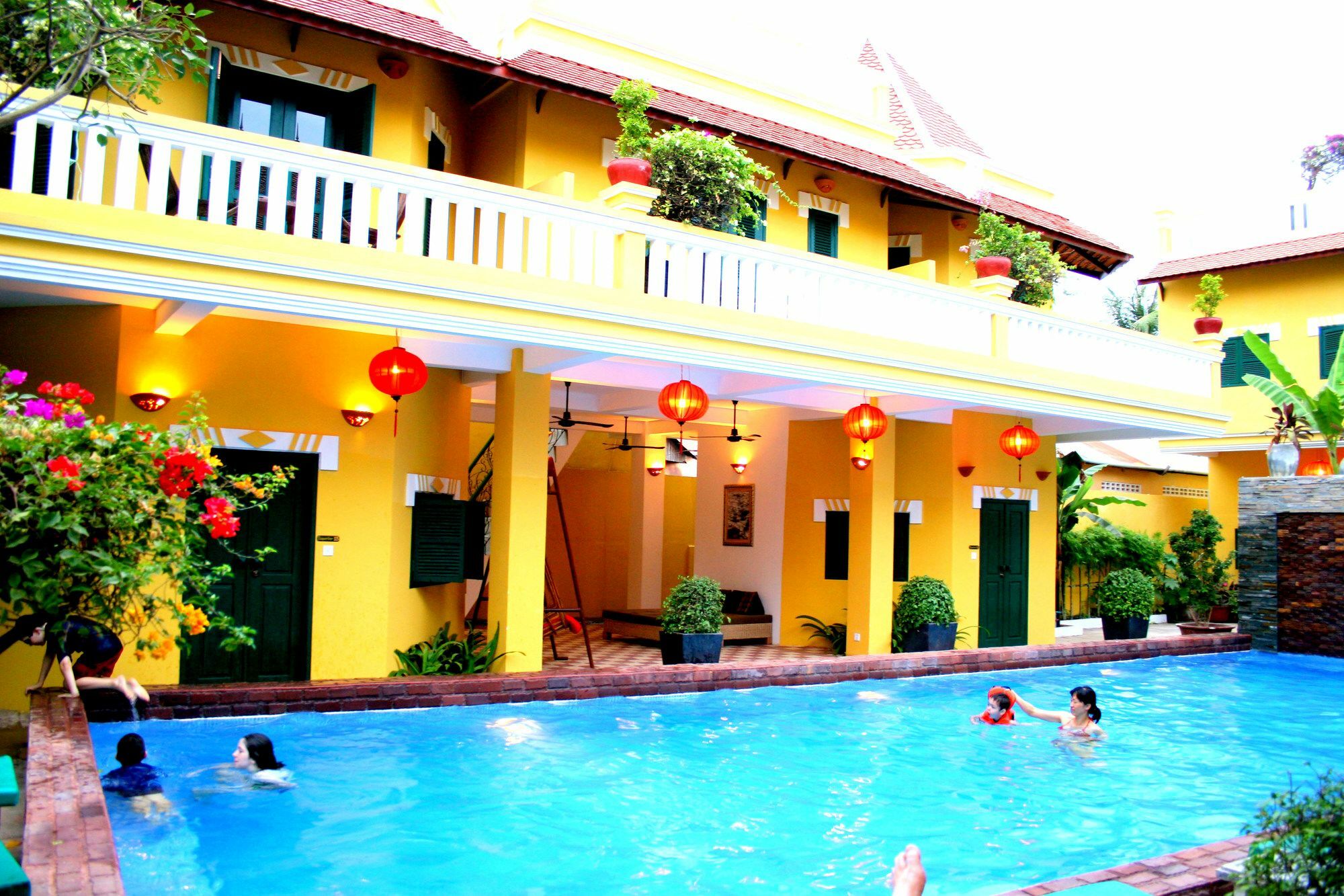 Wat Damnak Hotel