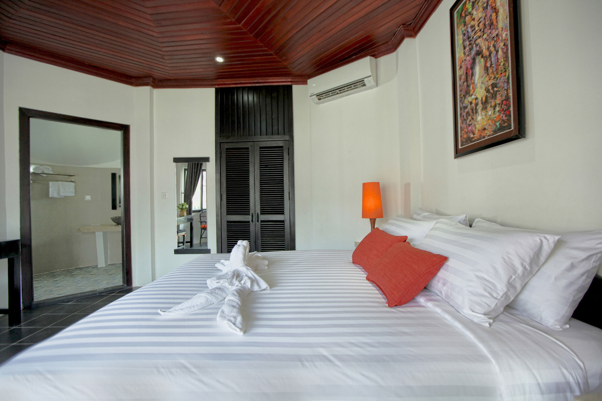 S.R Sofia Villa Hotel Resort