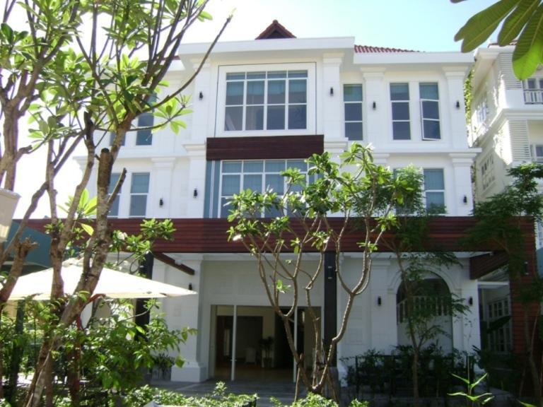 Hotel The Frangipani Ii 4*