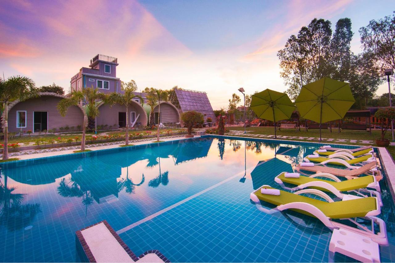 Tempat peranginan Garden Flower 4*