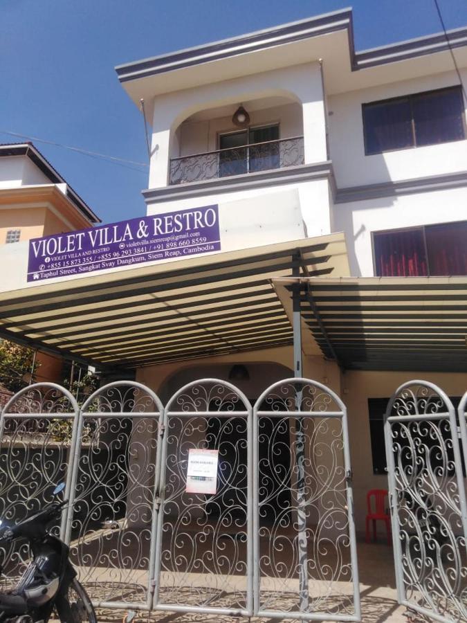 Violet And Restro 2*