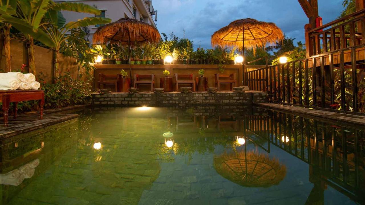 Hotel Mango Kesararam 3*
