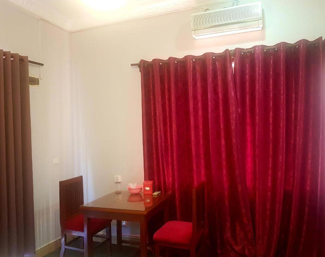 Violet And Restro Hotel 2*
