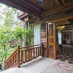 Bong Thom Forest Lodge