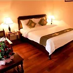 Apsara Holiday Hotel