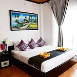 Golden Orchid Angkor