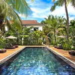 Apsara Suorkear Villa