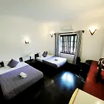 Uncle Sam Villa