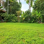 Nary Villa