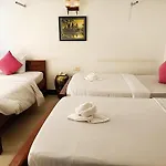 Parent Heritage Angkor Villa