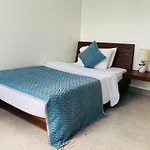 Tropical Garden House