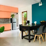 Tropical Garden House