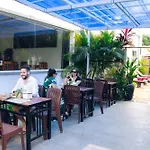 Thonnaka Boutique