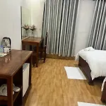 The Leaf Hotel Sr