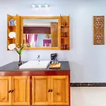 Cheata Residence