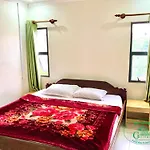 Garden Village Guesthouse & Pool Bar