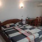 Homestay 1-2Pax Ac Room 1 Including Private Kitchen