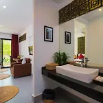 Angkor Home 27