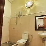 Senses Suites Hostel
