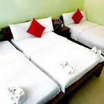 Ta Som Guesthouse & Tour Services