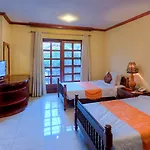 Suryavara Residence Hotel