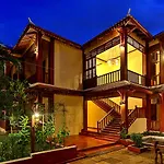 Suryavara Residence Hotel