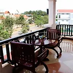Moha Mean Hotel