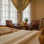 Sun Inns Hotel