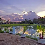 Overflow Guesthouse