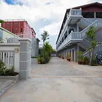 Botoum Hostel