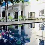Pineapple Hostel