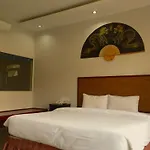 Angkor Haolyton Hotel
