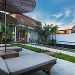 Isann Villa