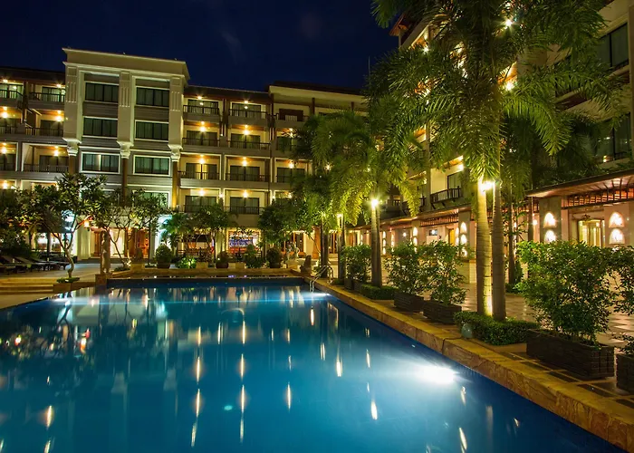 Royal Empire Premium Hotel