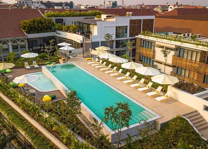 The Aviary Hotel