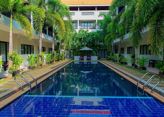 New Riverside Hotel