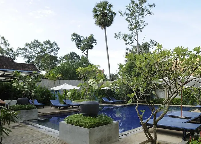 The Frangipani Villa Hotel II