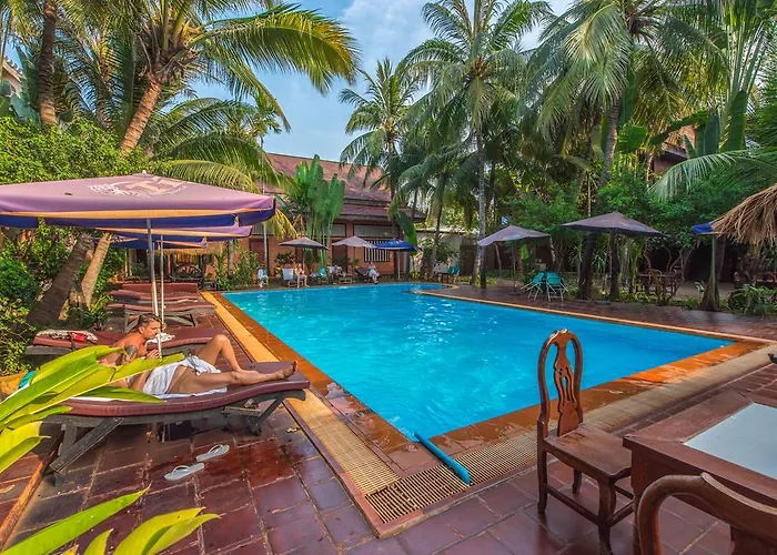 Neak Pean Hotel - Wooden House