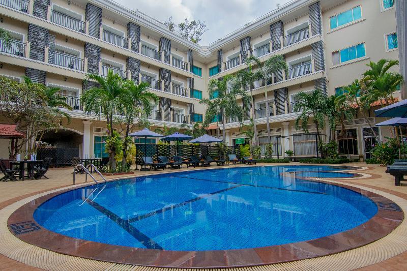 Angkor Hotel