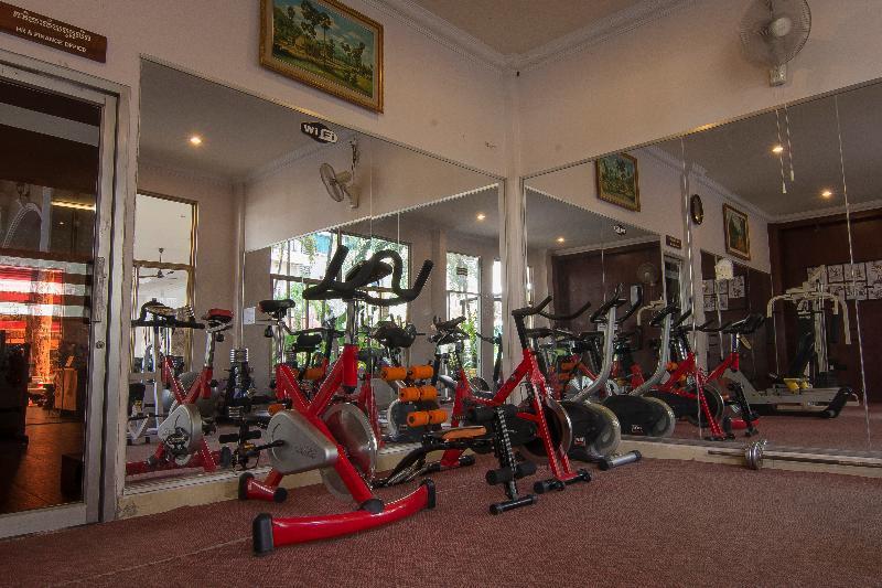 Angkor Hotel 4*