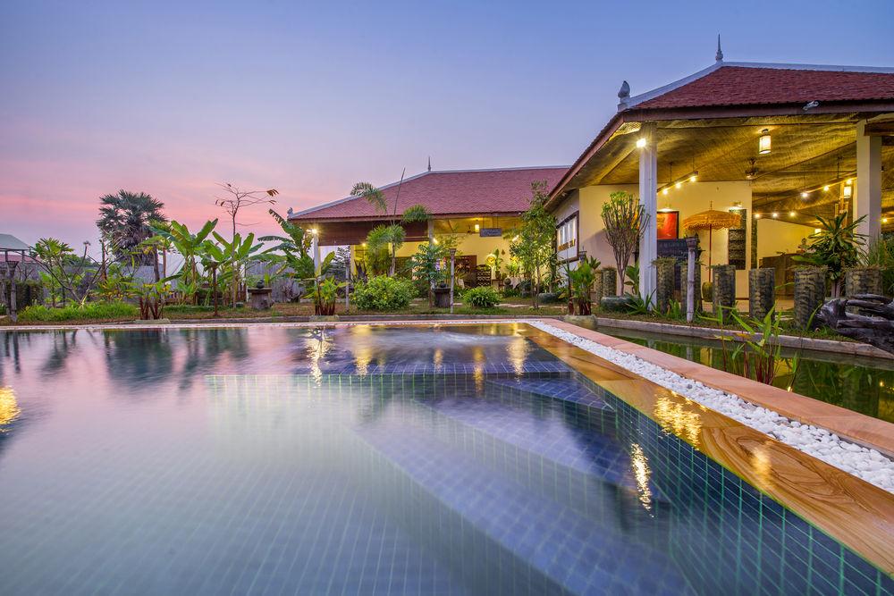 The Clay D Angkor & 4*