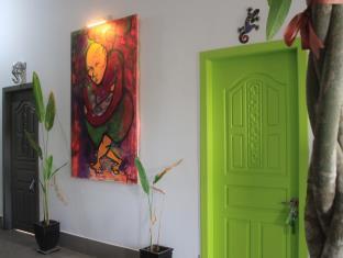 3 Monkeys - Gay Hotel 4*