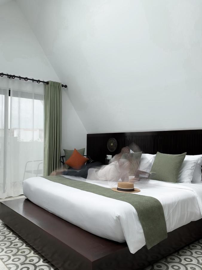 Asrama Aborest Tropical