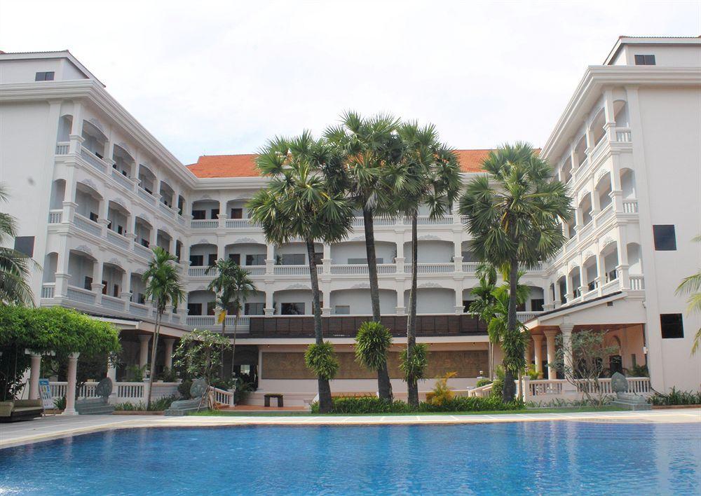 Hotel Preah Khan 4*