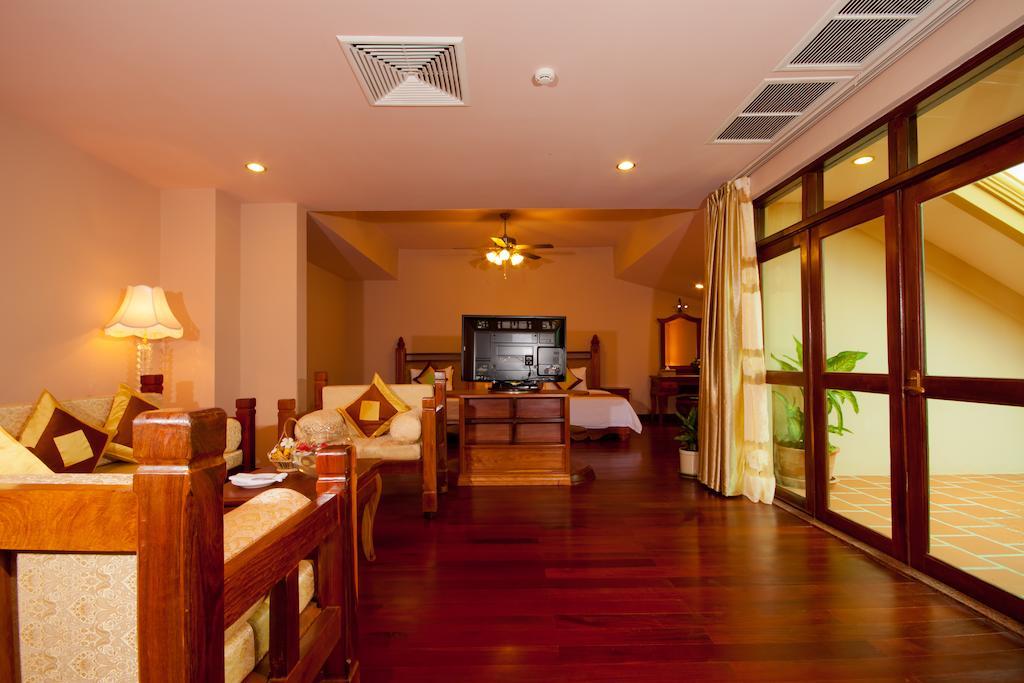 Khách sạn Angkor Era 5*