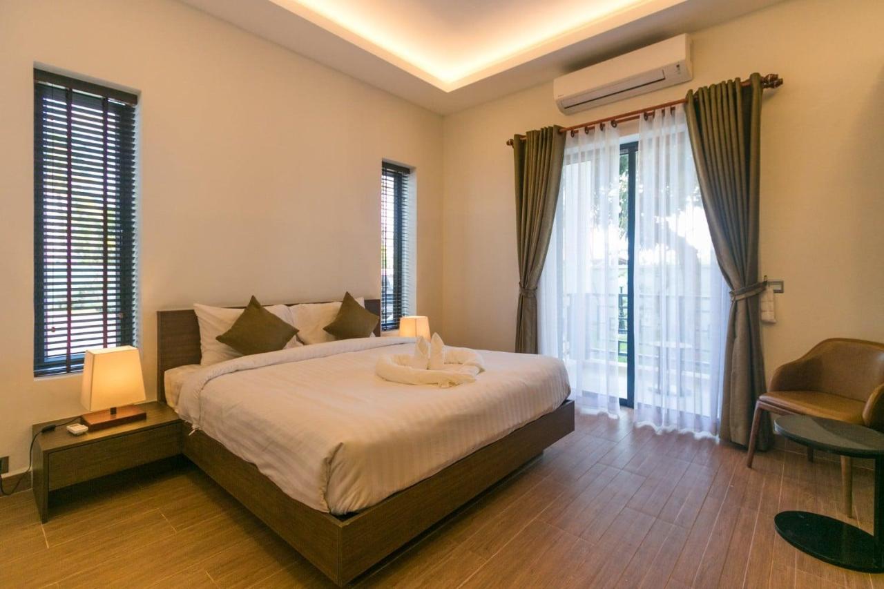 Aparthotel The Falcon
