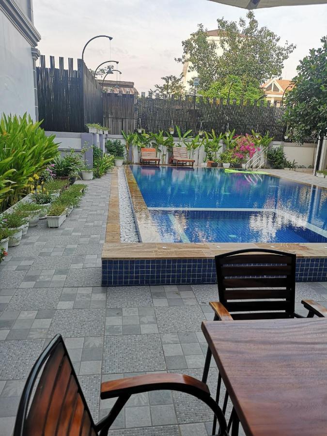 Aparthotel Helen Home Apartment