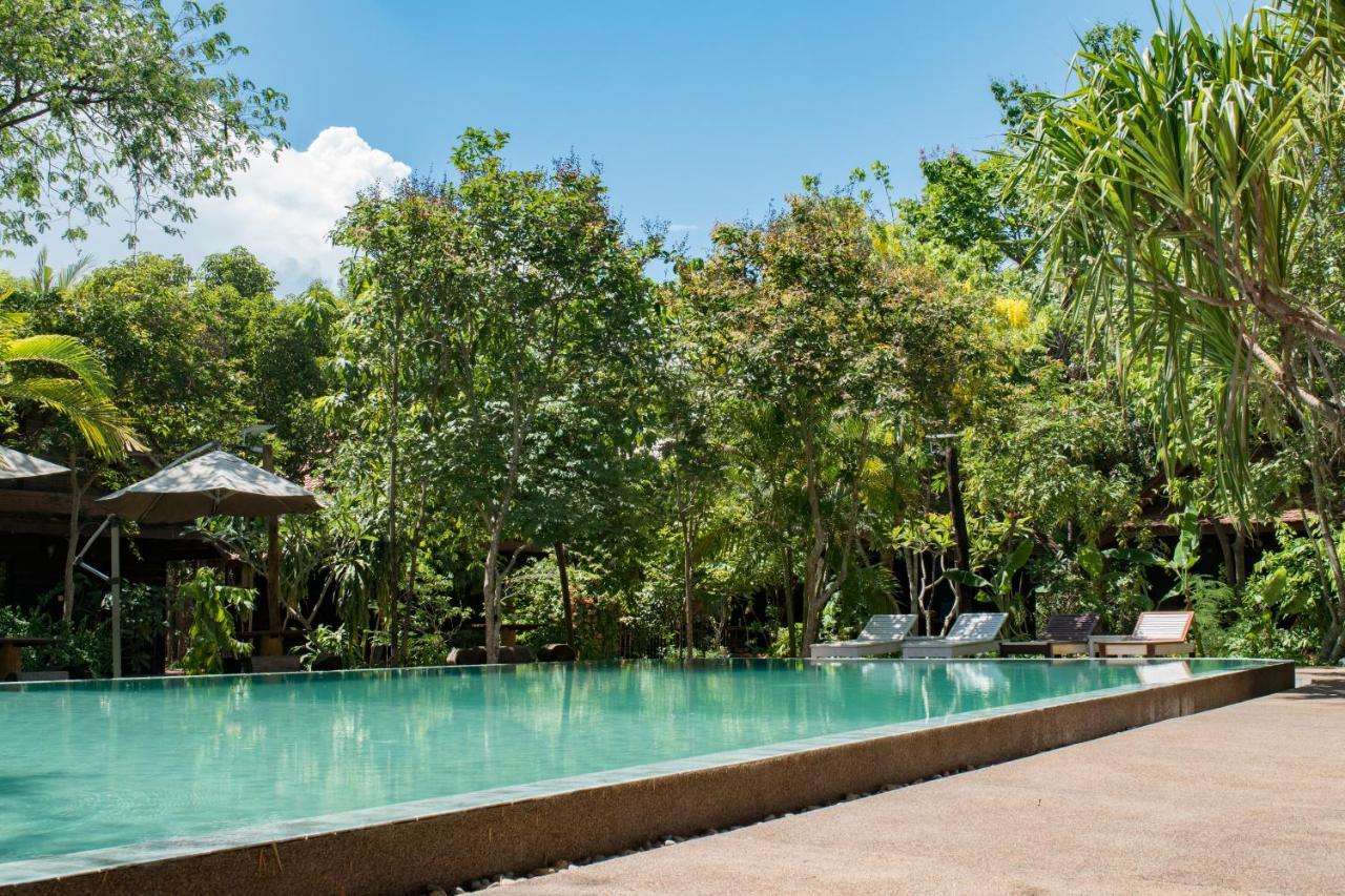 Resort Palm Village & Siem Reap
