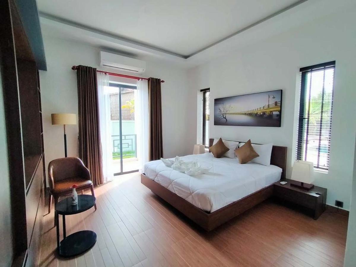 The Falcon Aparthotel *